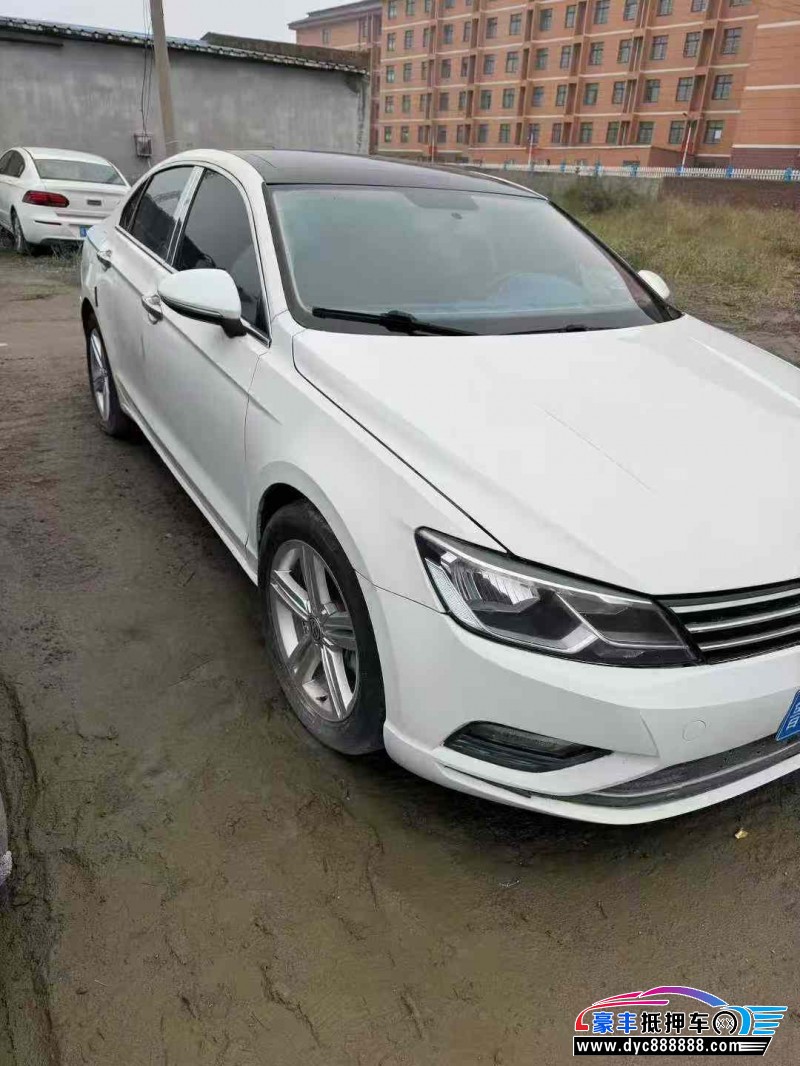 17年大众凌渡轿车抵押车出售