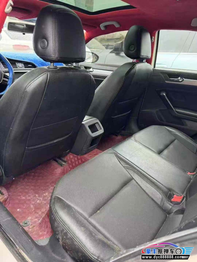 17年大众凌渡轿车抵押车出售