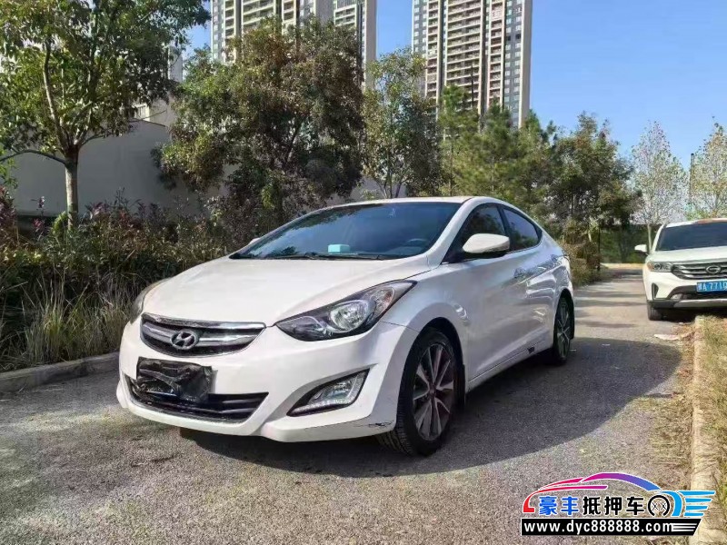 16年现代朗动轿车抵押车出售