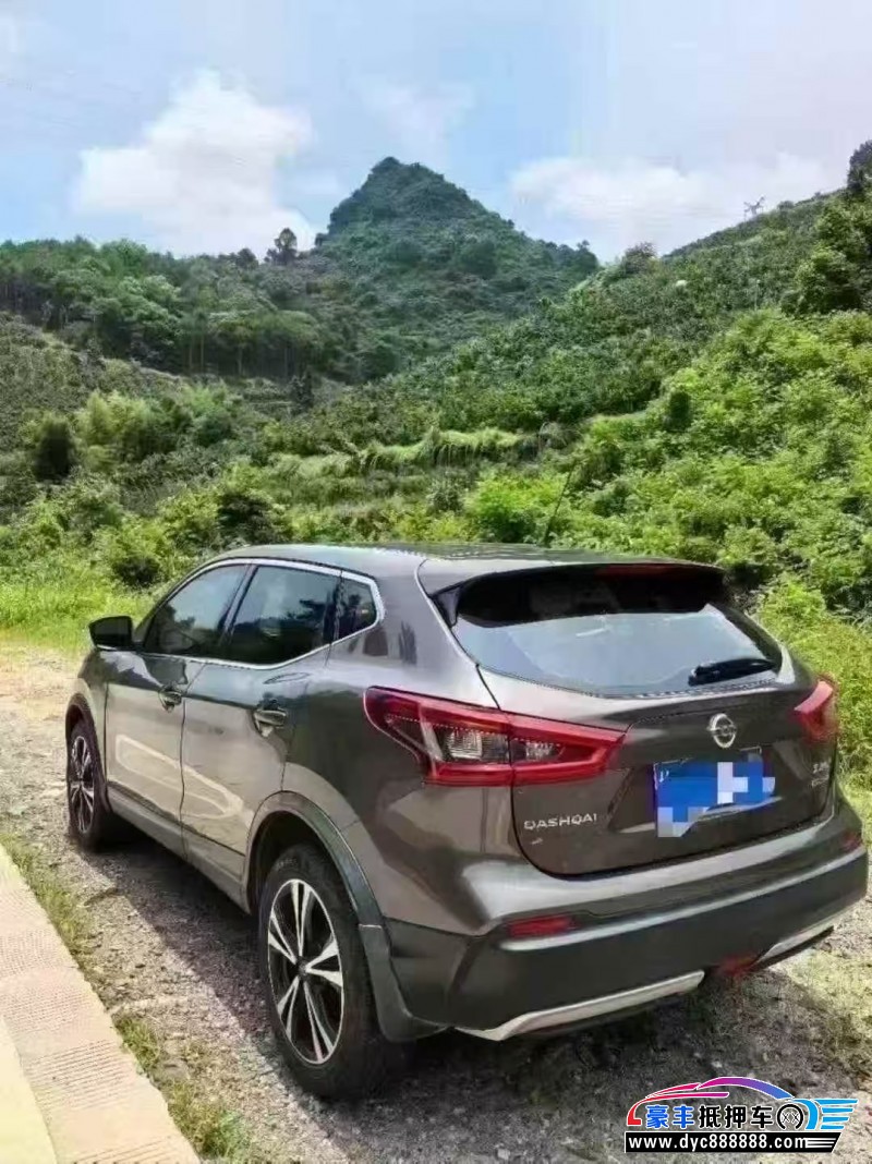 20年日产逍客轿车抵押车出售