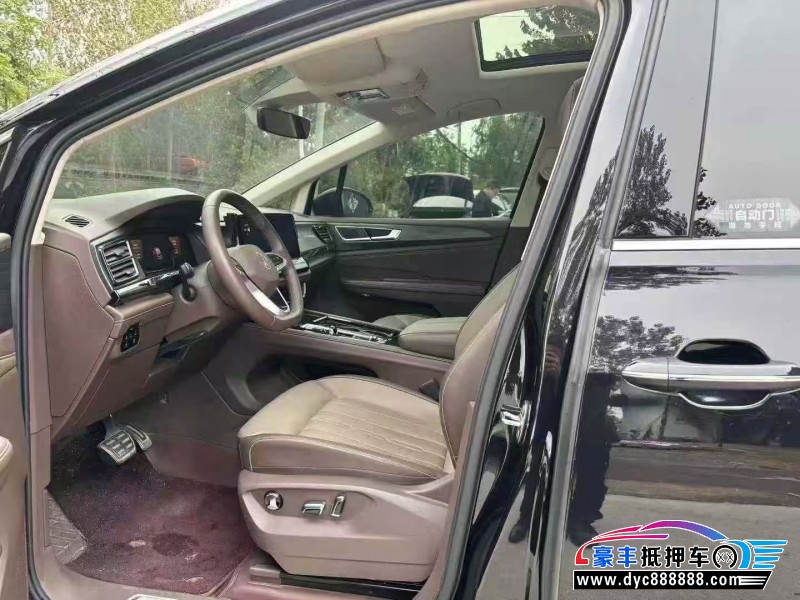 25年大众蔚然轿车抵押车出售