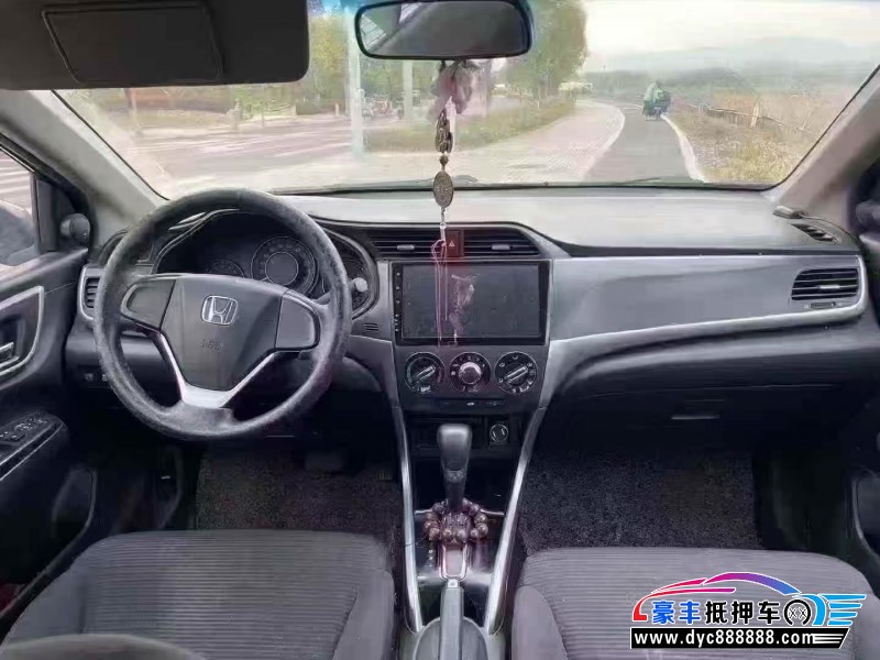 17年本田凌派轿车抵押车出售