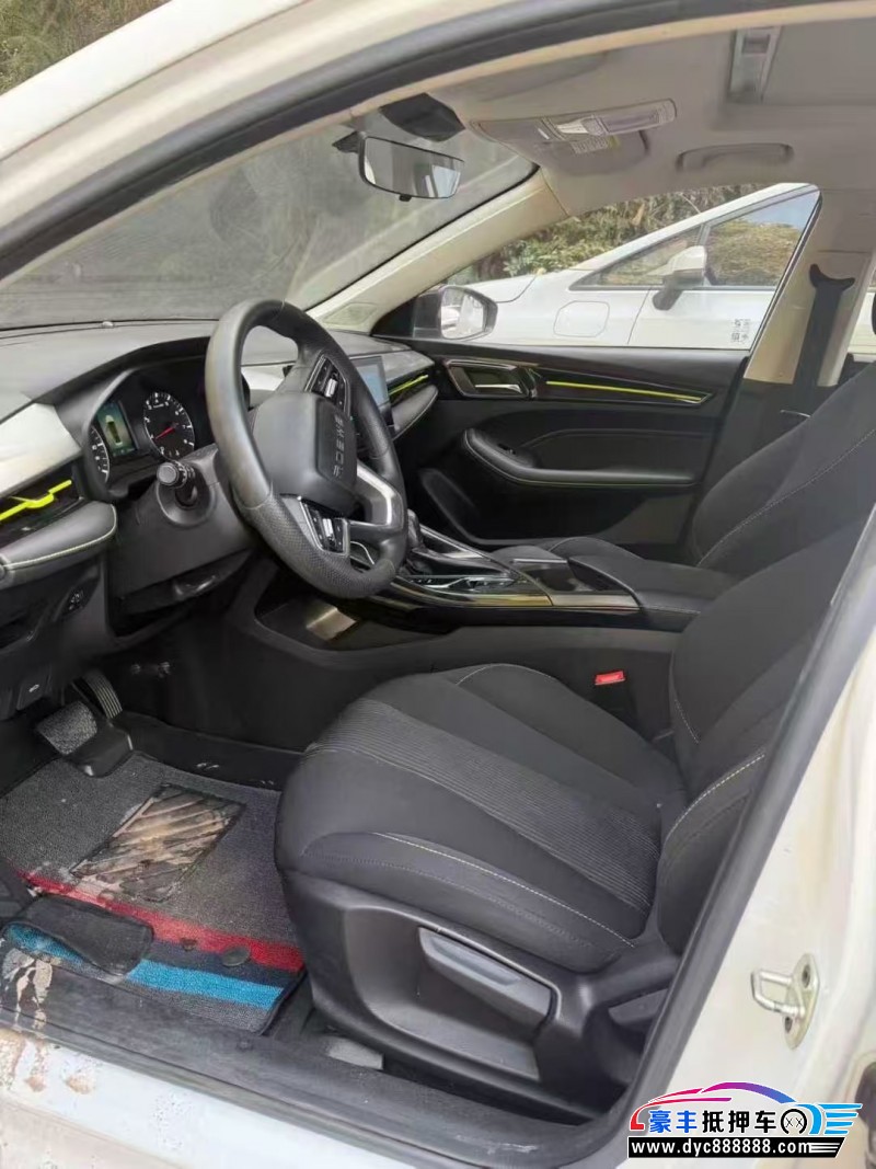 23年荣威i5轿车抵押车出售