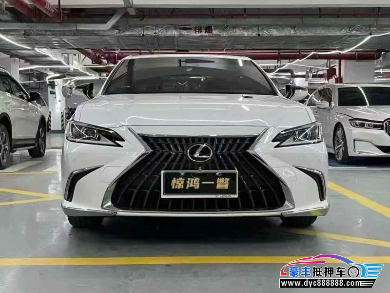 24年雷克萨斯ES轿车抵押车出售