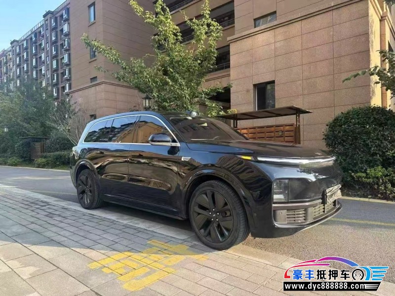 23年理想L9轿车抵押车出售