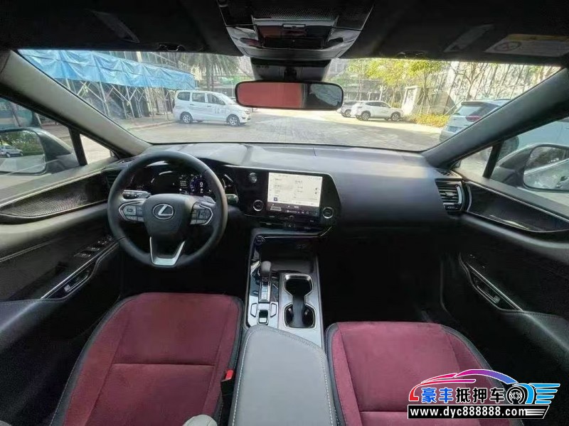 24年雷克萨斯NX轿车抵押车出售