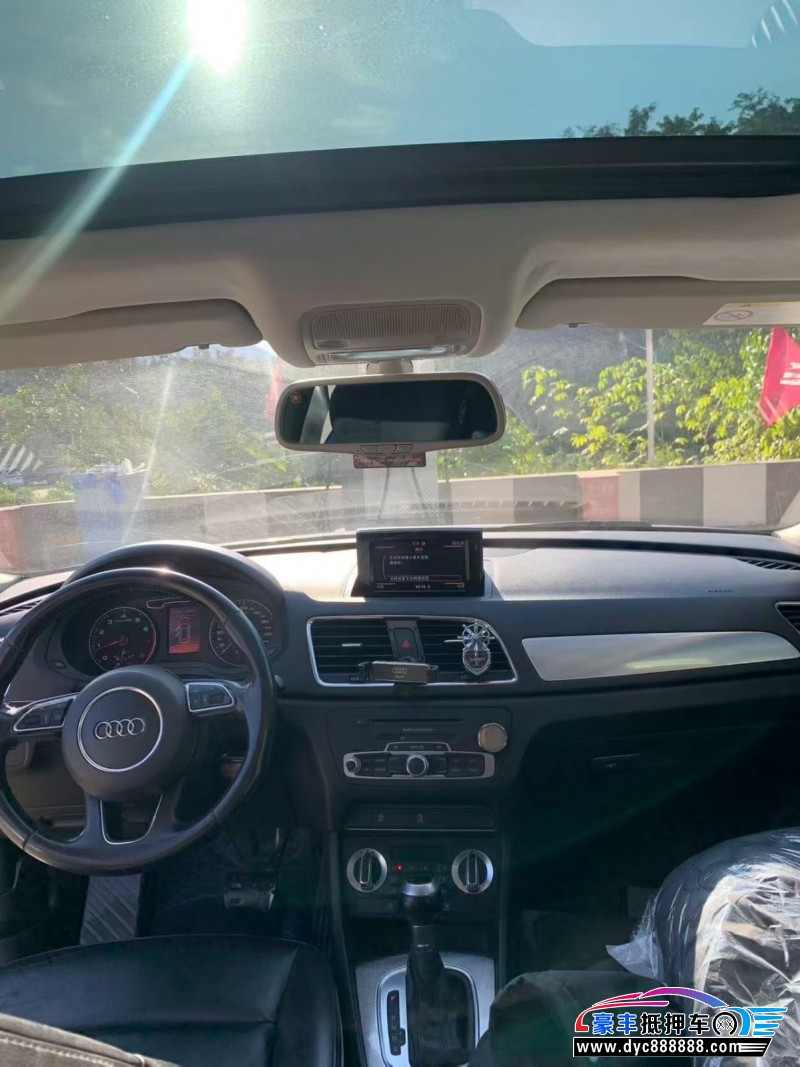 16年奥迪Q3轿车抵押车出售