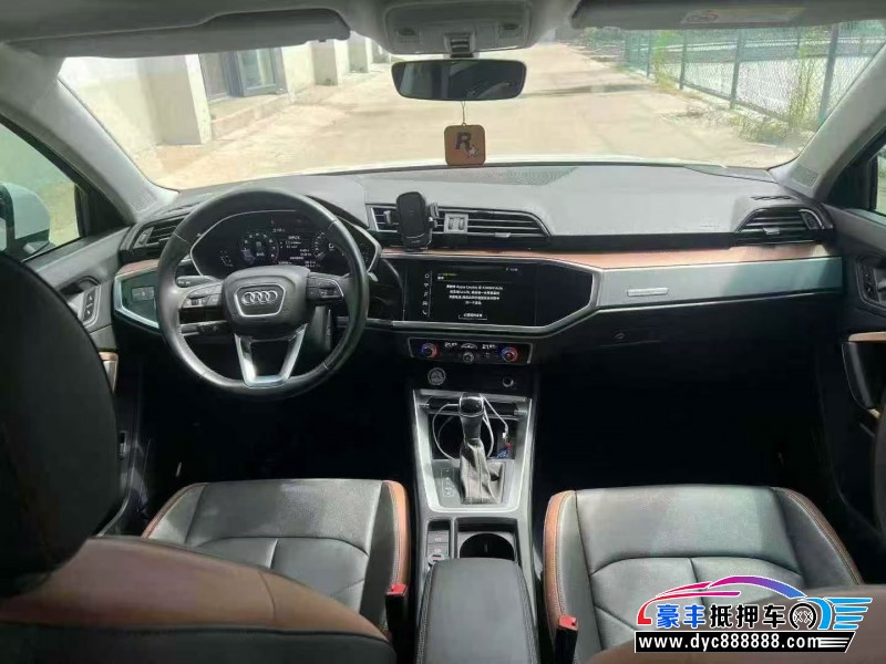 19年奥迪Q3轿车抵押车出售