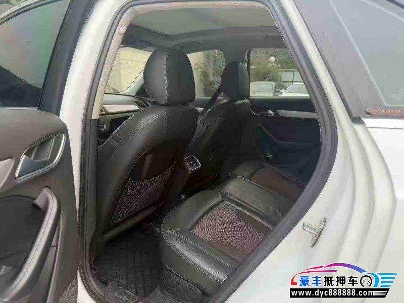 17年奥迪Q3轿车抵押车出售