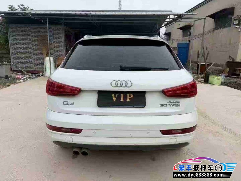17年奥迪Q3轿车抵押车出售