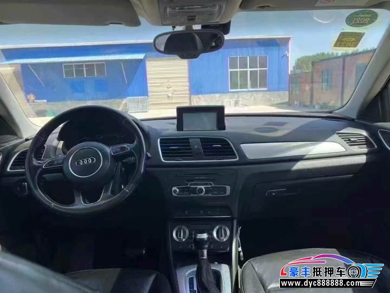 15年奥迪Q3轿车抵押车出售
