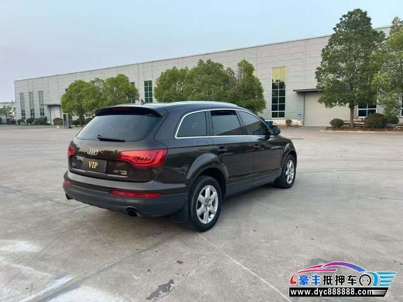15年奥迪Q7轿车抵押车出售