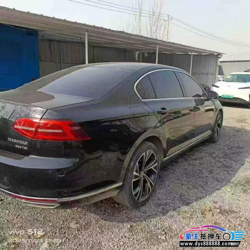 18年大众迈腾轿车抵押车出售