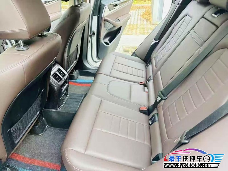 19年宝马X3SUV抵押车出售