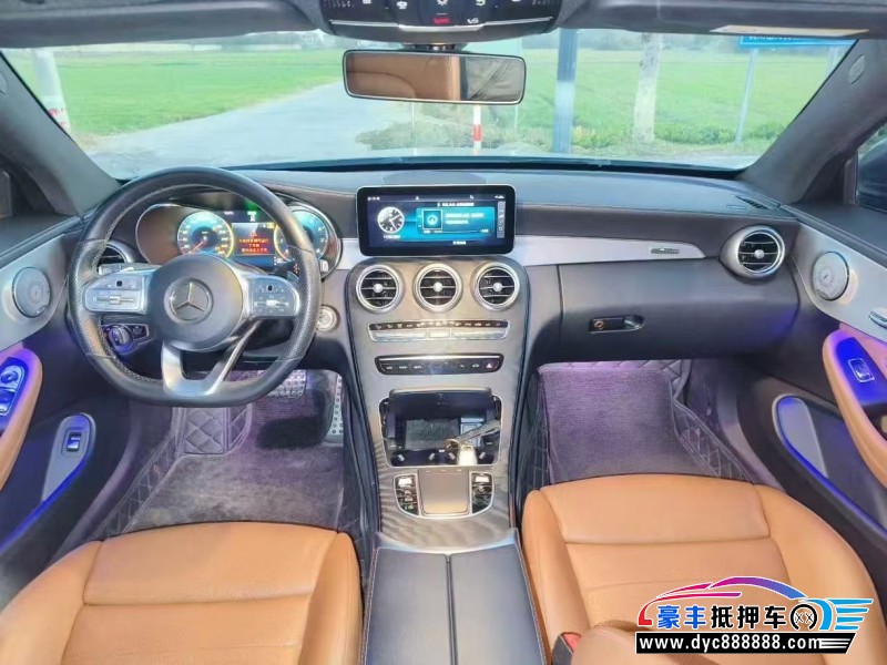 19年奔驰C轿车抵押车出售