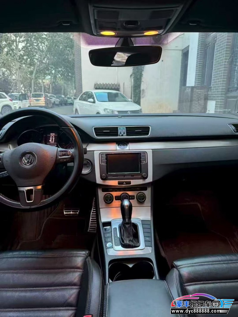 18年大众CC轿车抵押车出售