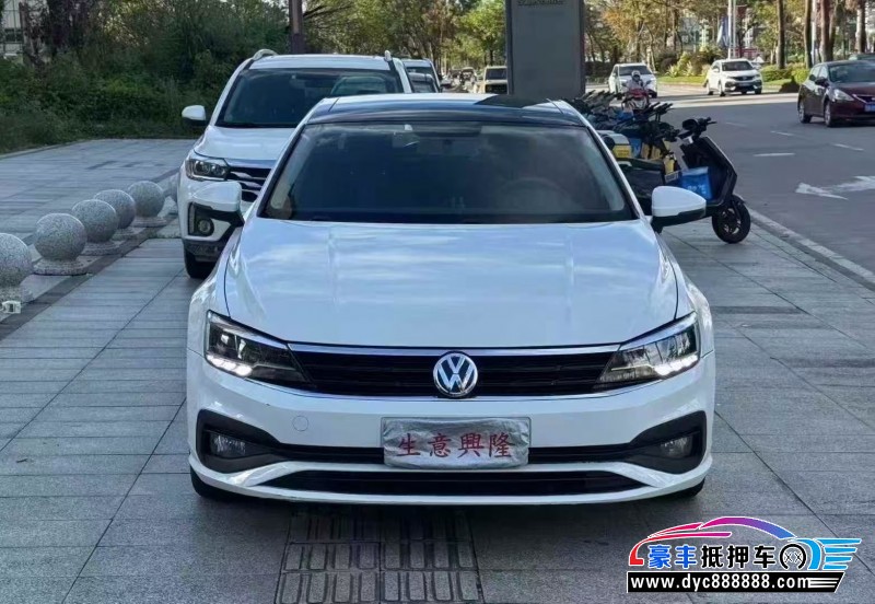 22年大众凌渡轿车抵押车出售