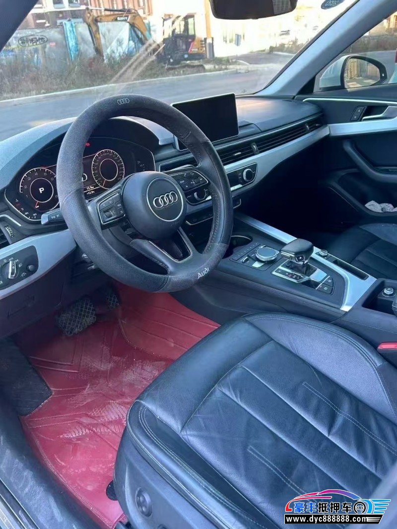 19年奥迪A4L轿车抵押车出售