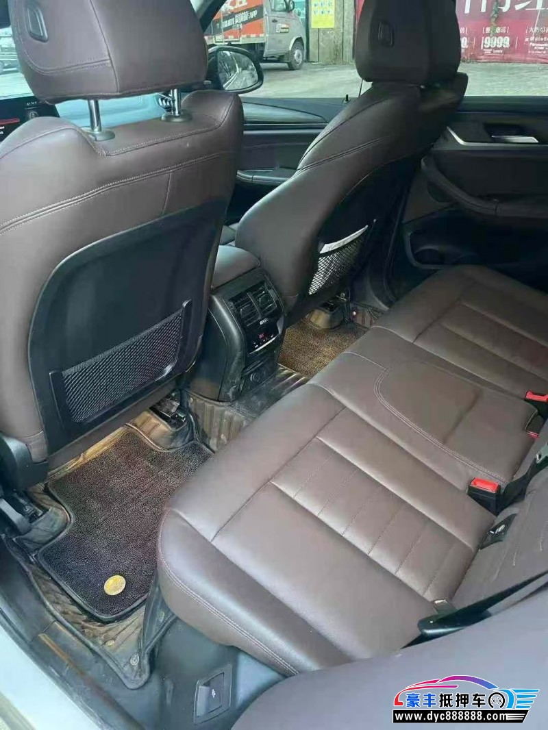 19年宝马X3轿车抵押车出售