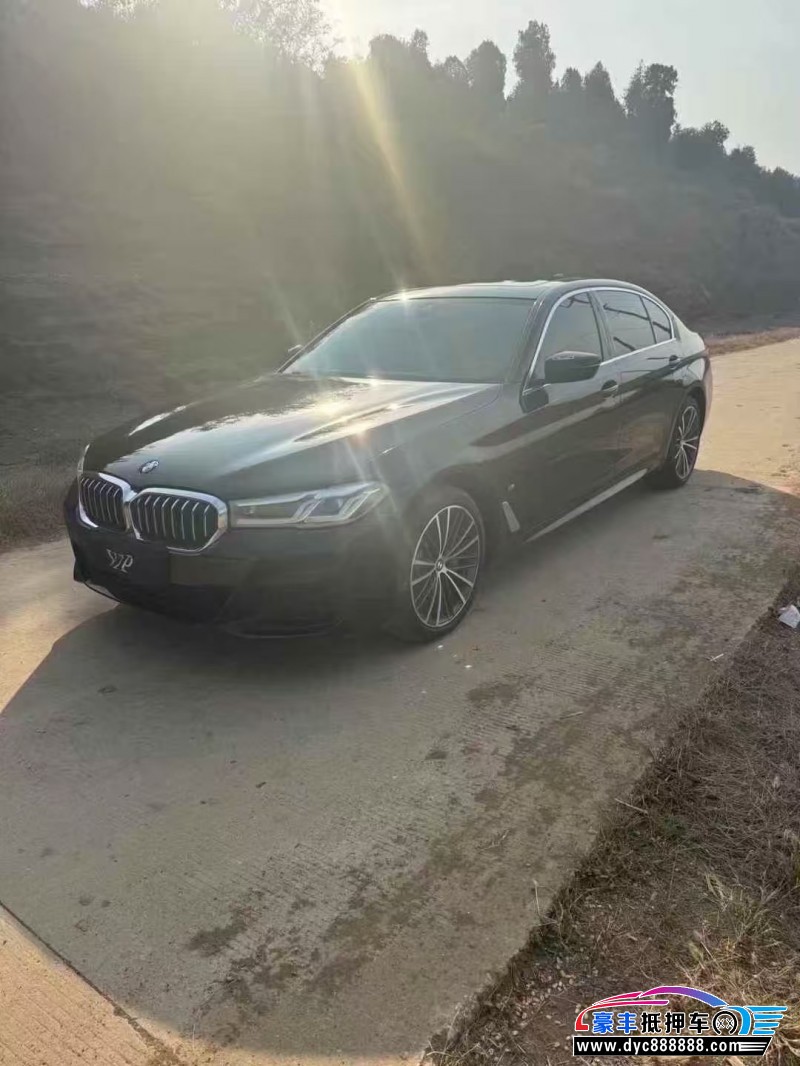 21年宝马5系轿车抵押车出售