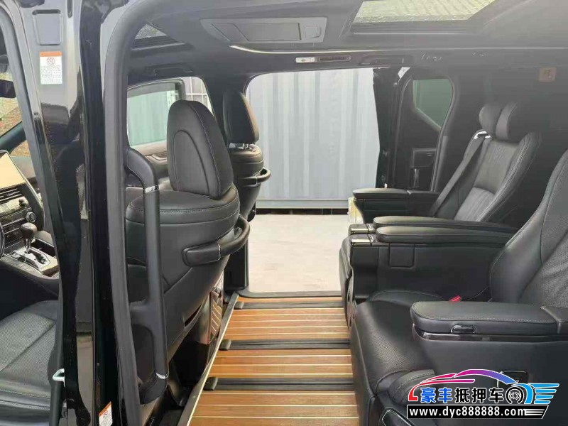 21年雷克萨斯lm轿车抵押车出售