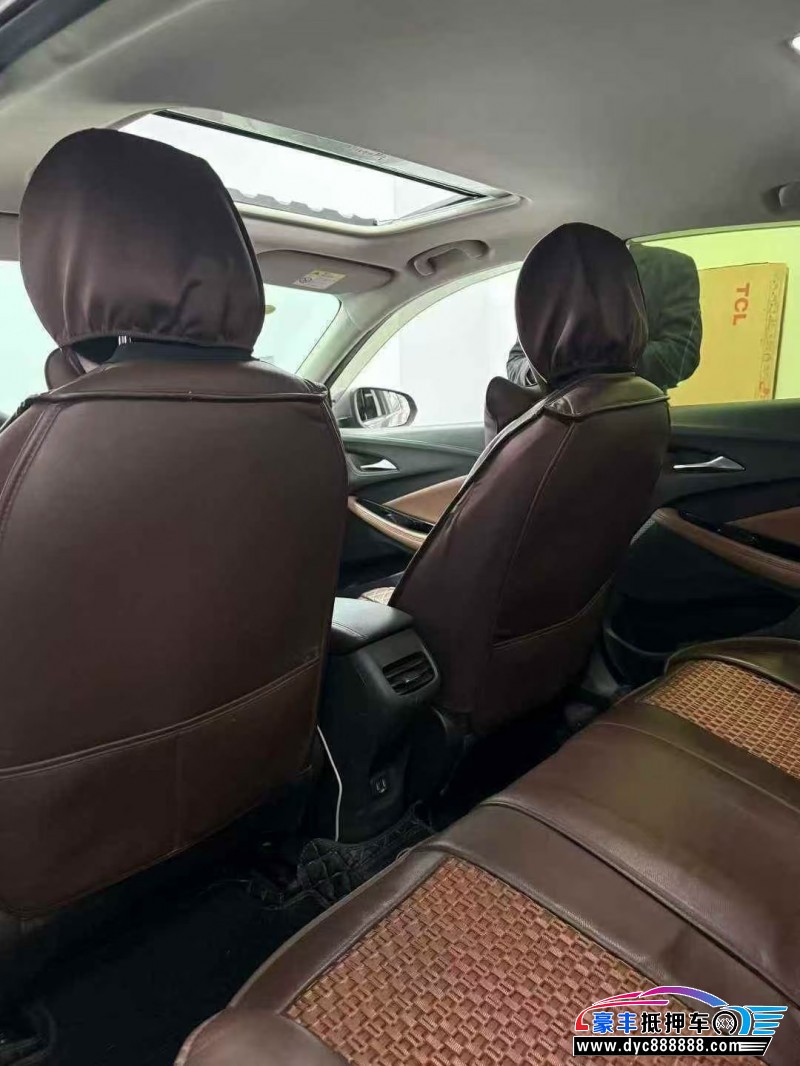 22年别克威朗轿车抵押车出售