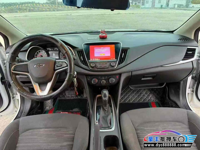 20年雪佛兰科鲁泽轿车抵押车出售