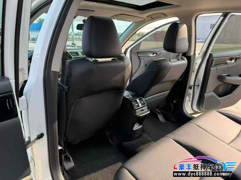 22年本田凌派轿车抵押车出售