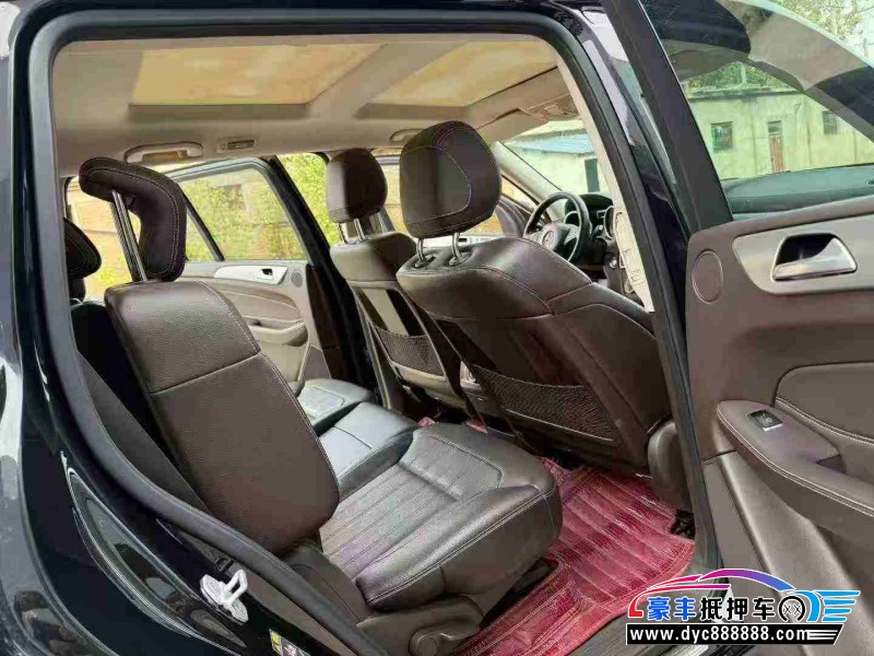 18年奔驰GLS轿车抵押车出售