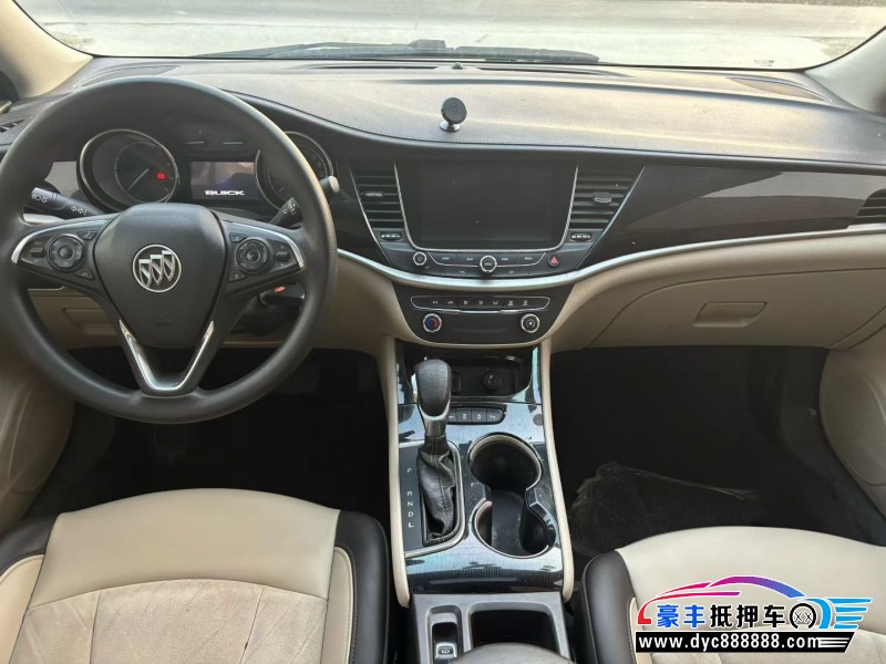 16年别克威朗轿车抵押车出售