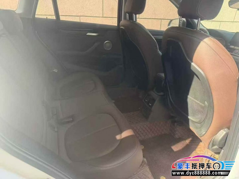 21年宝马X1轿车抵押车出售