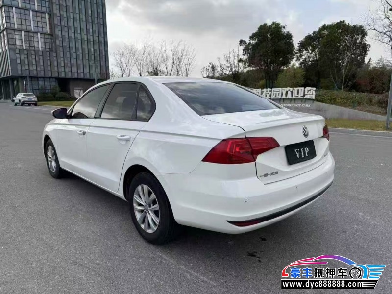 17年大众宝来轿车抵押车出售