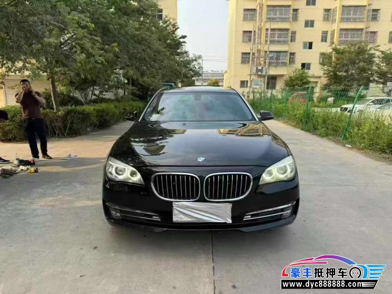 14年宝马7系轿车抵押车出售