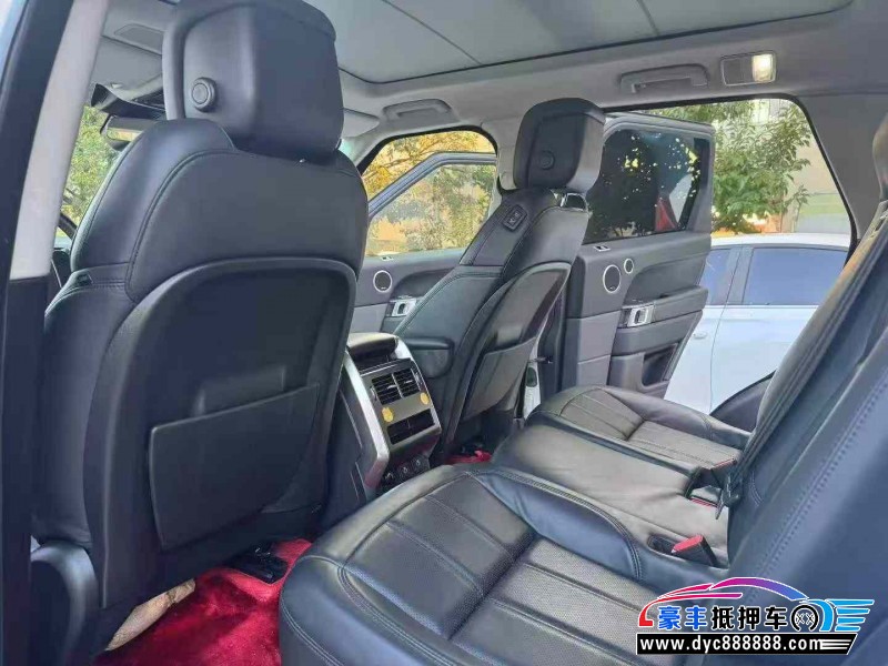 22年路虎揽胜运动轿车抵押车出售