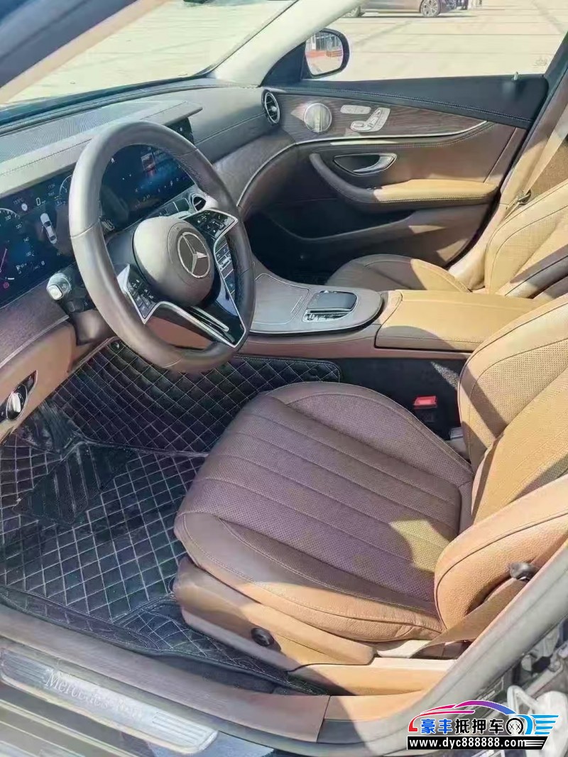 23年奔驰E轿车抵押车出售