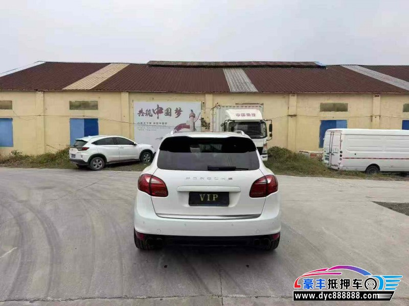 13年保时捷卡宴轿车抵押车出售