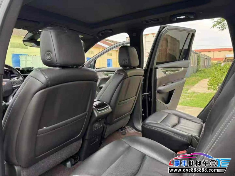 20年凯迪拉克xt6轿车抵押车出售