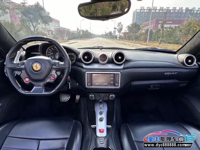 15年法拉利California T轿车抵押车出售
