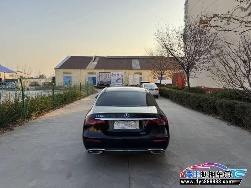 21年奔驰E轿车抵押车出售