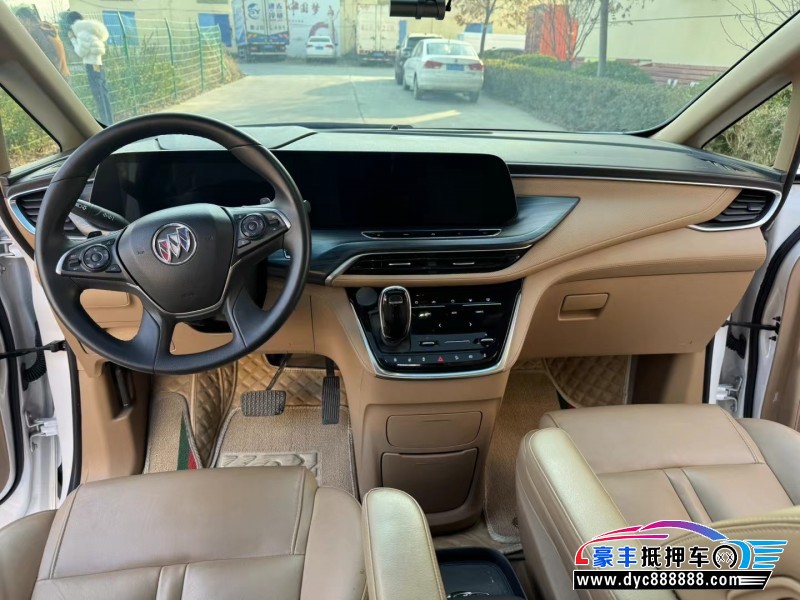 21年别克GL8轿车抵押车出售