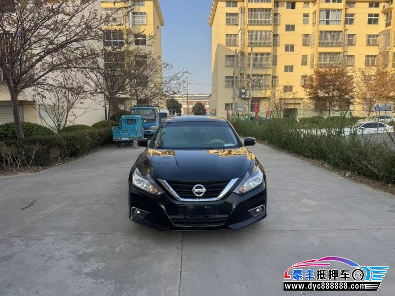 18年日产天籁轿车抵押车出售