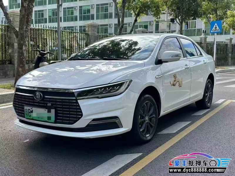 23年比亚迪秦轿车抵押车出售