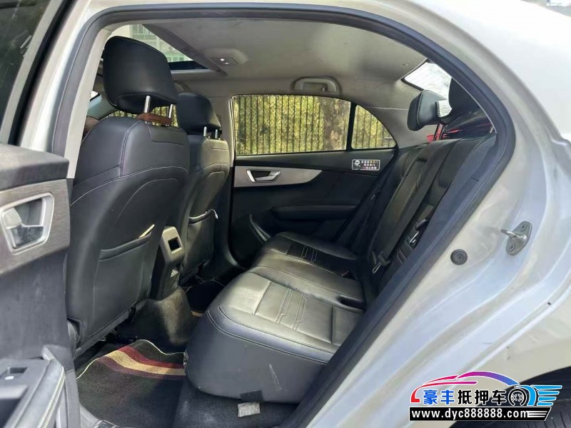 23年比亚迪秦轿车抵押车出售