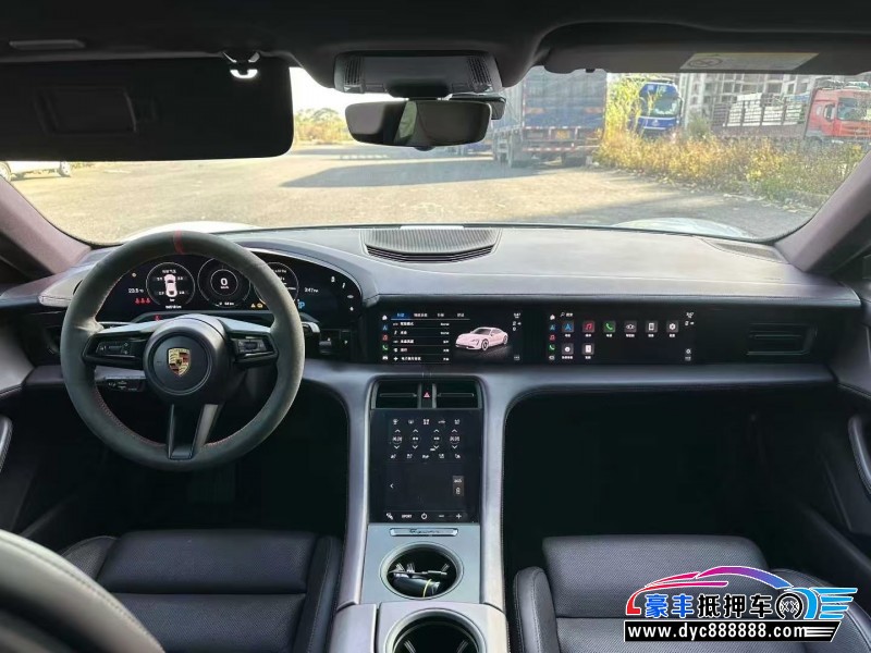 21年保时捷TaYcan轿车抵押车出售