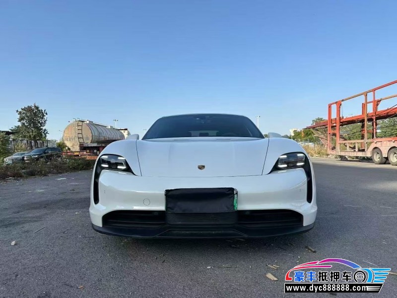 21年保时捷TaYcan轿车抵押车出售