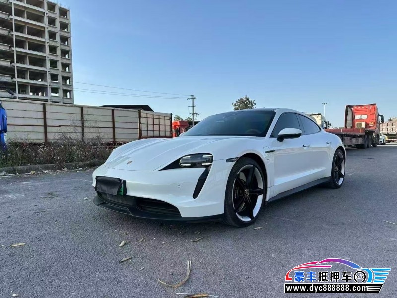 21年保时捷TaYcan轿车抵押车出售