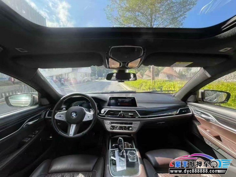 19年宝马7系轿车抵押车出售