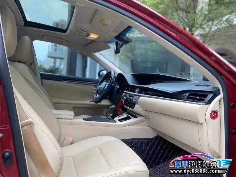 13年雷克萨斯ES轿车抵押车出售