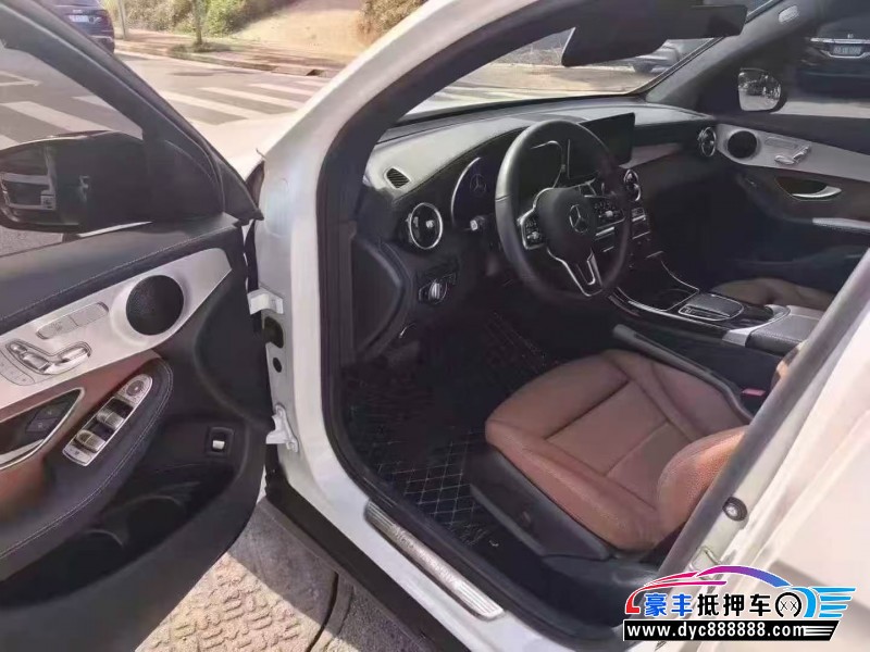 23年奔驰GLC轿车抵押车出售