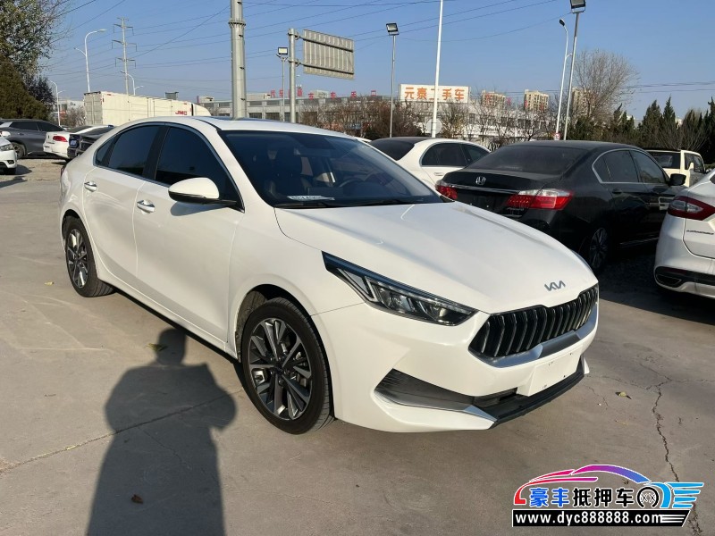 21年起亚K3轿车抵押车出售